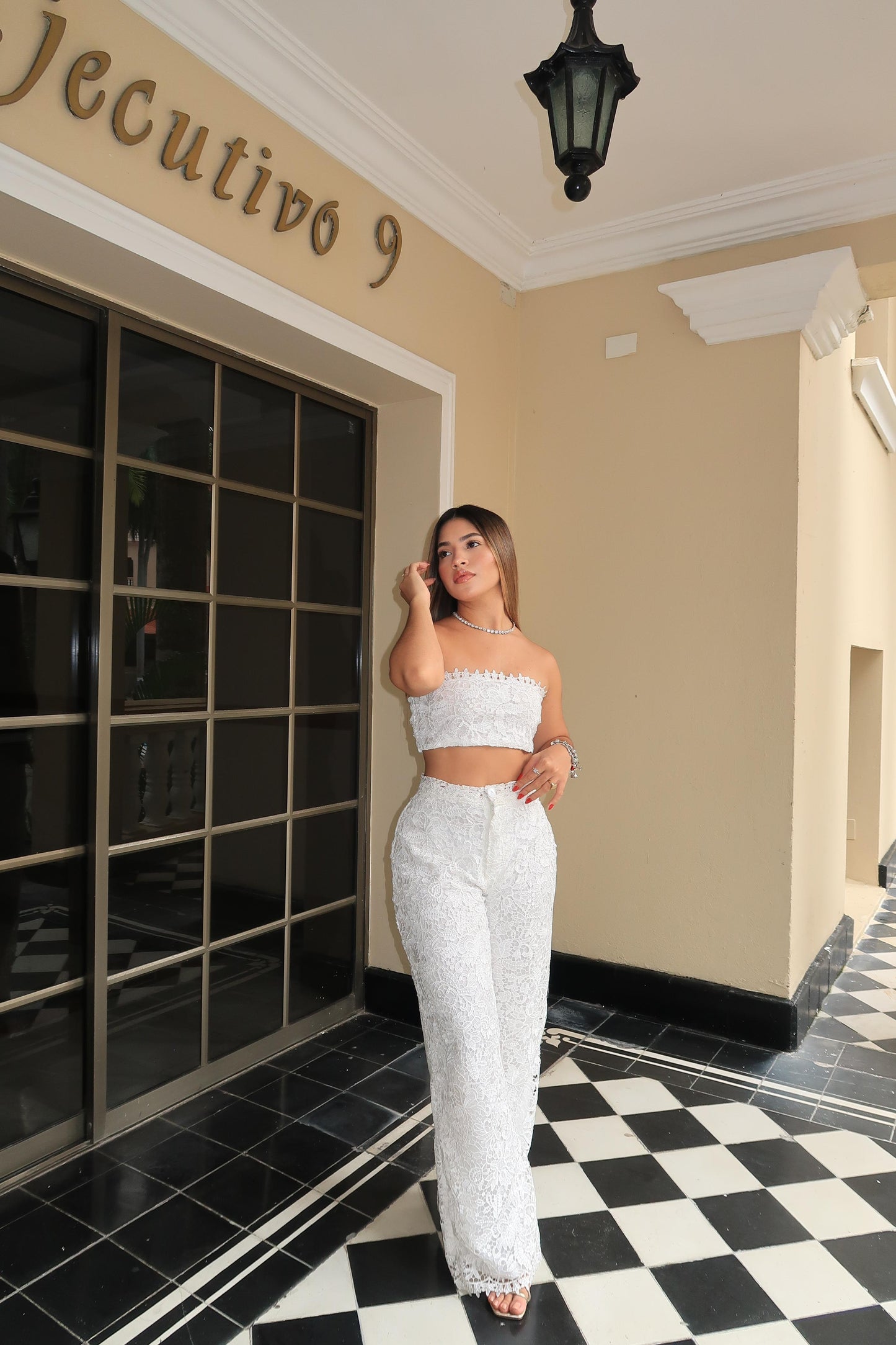 SET VICTORIA