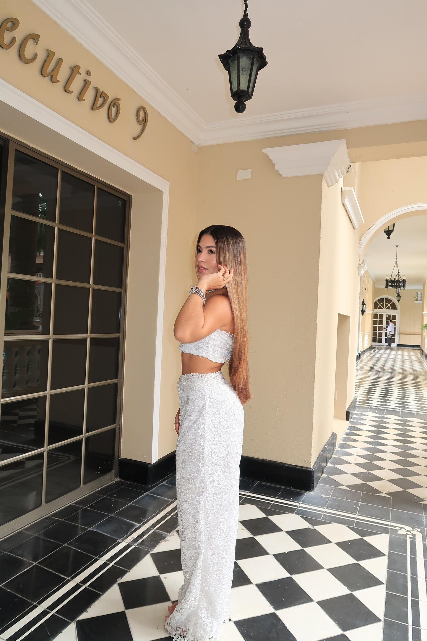 SET VICTORIA