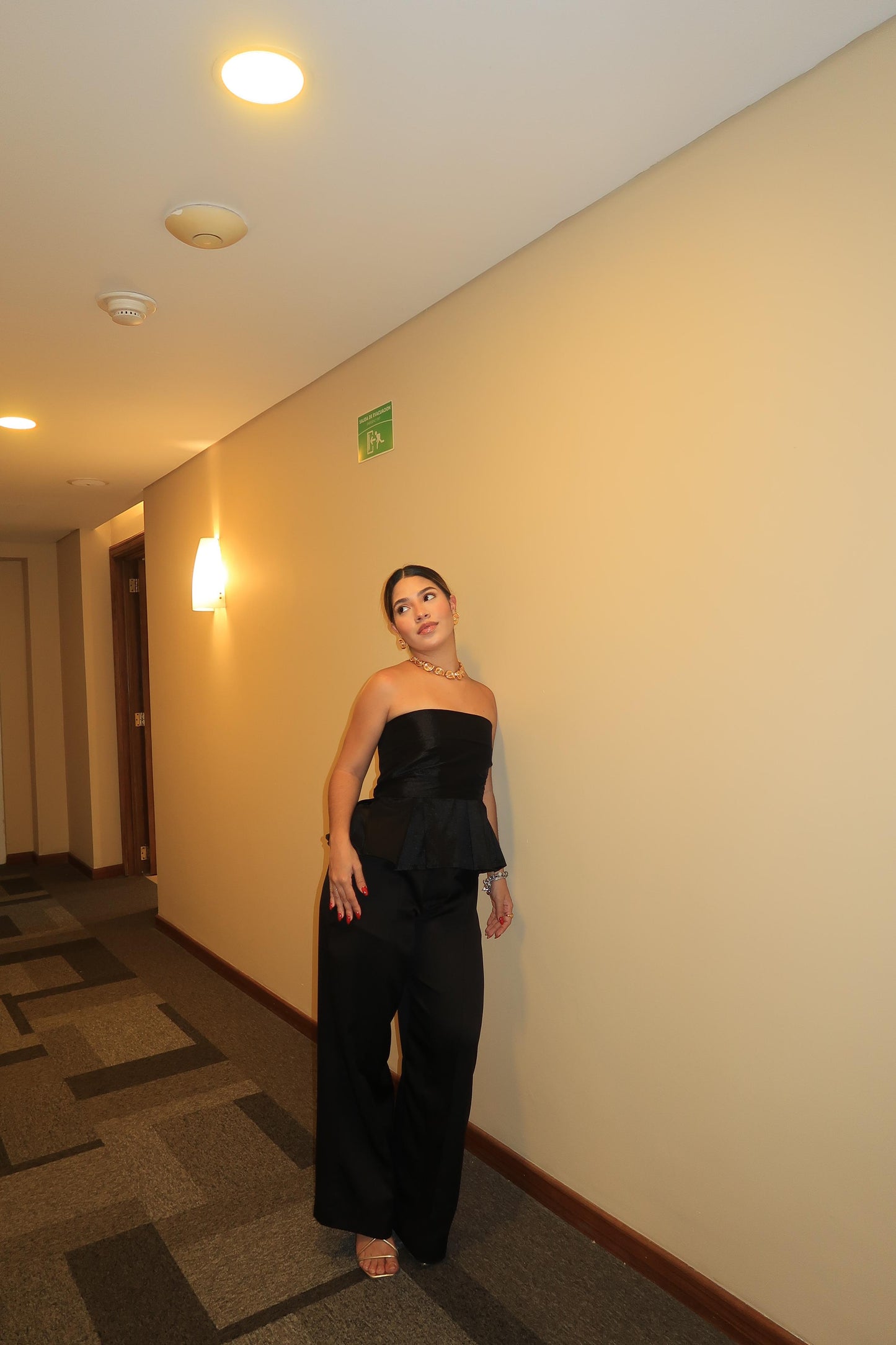 SET CHRISTINA